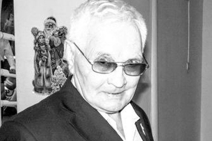 Умер первый тренер новосибирского боксера Миши Алояна Николай Салихов