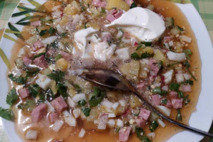 Окрошка с хреном и на домашнем квасе: самые вкусные рецепты летом-2022