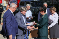 Правительство Новосибирской области передало лесхозам новую технику