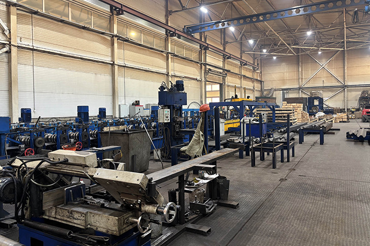 В рамках федпроекта увеличат объемы производства металлоконструкций для благоустройства автодорог