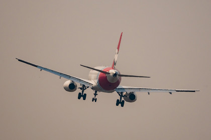 Отказали в выпивке: женщина напала на стюардов авиарейса Астана – Новосибирск