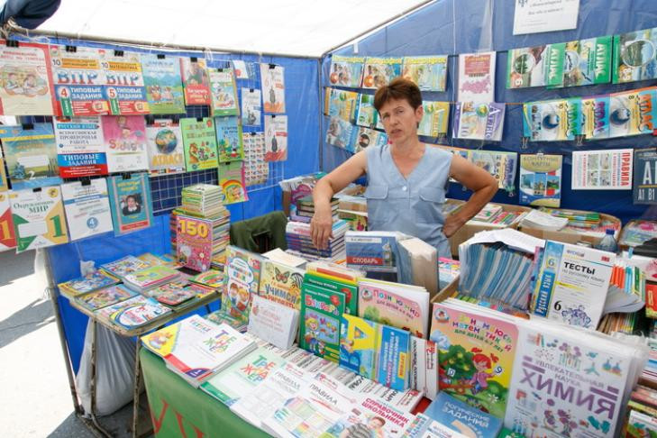 Школьные ярмарки в Новосибирске теряют посетителей из-за маркетплейсов