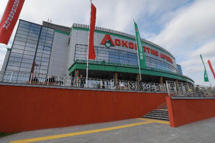 Андрей Травников открыл крупнейший за Уралом волейбольный центр международного уровня 