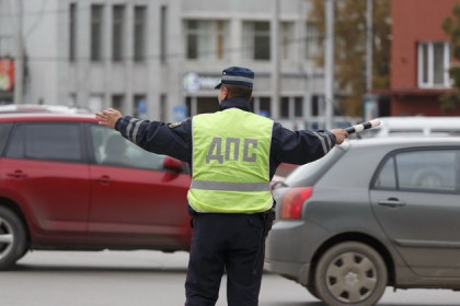 ГИБДД выявляет криминальные авто при регистрации