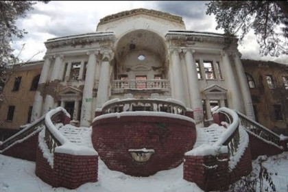 Санаторий-призрак в Бердске требует взять под охрану Союз архитекторов РФ