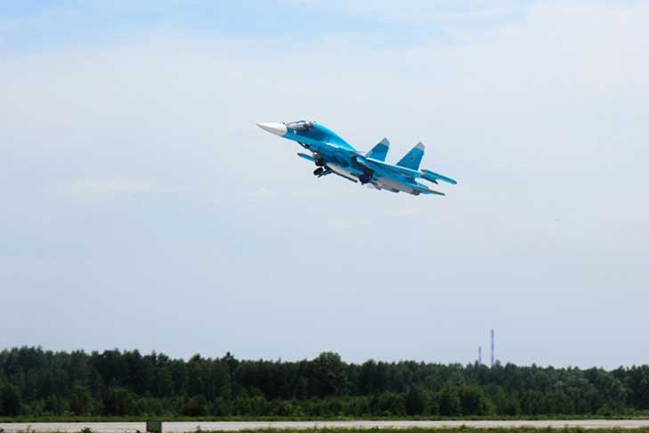 Ростех опубликовал видео Су-34 из Новосибирска для ВКС России