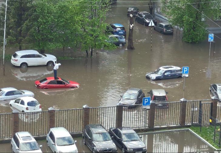 Потоп на улице Дачной 20 мая объяснили в мэрии Новосибирска