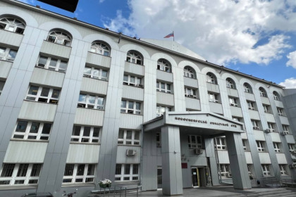 Директор фирмы украл 9,6 млн рублей, выделенных на ремонт больницы в Колывани