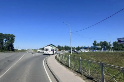Под Новосибирском двое пострадали в ДТП с перевернувшейся «ГАЗелью»