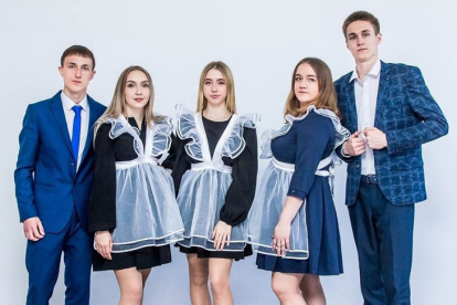 В Щербаковской школе поздравили выпускников