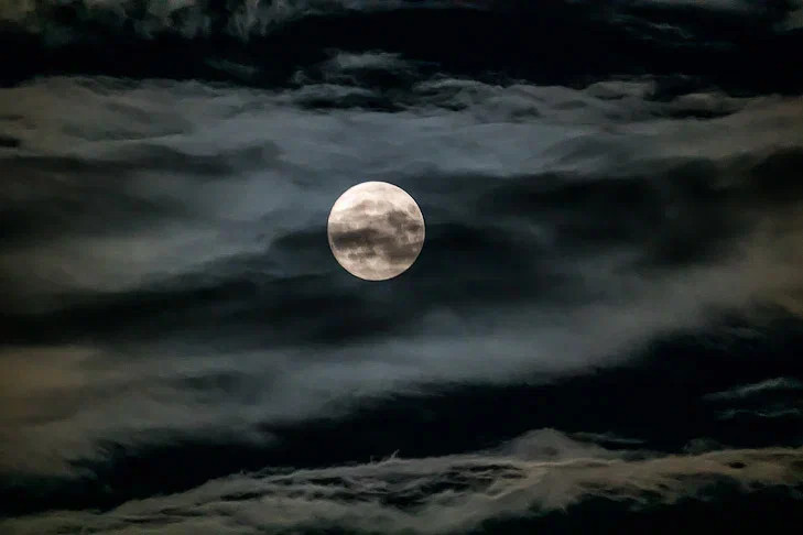 Полное затмение Луны предстоит пережить новосибирцам с 7 на 8 сентября