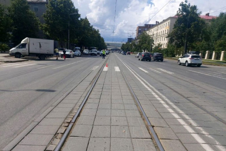 Травму головы получила женщина в ДТП на пешеходном переходе в Новосибирске