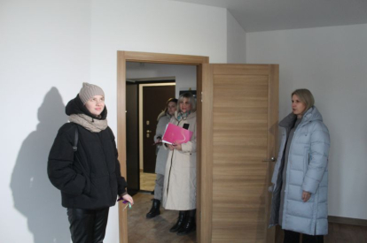 Квартиры к Новому году получили дети-сироты из Искитимского района