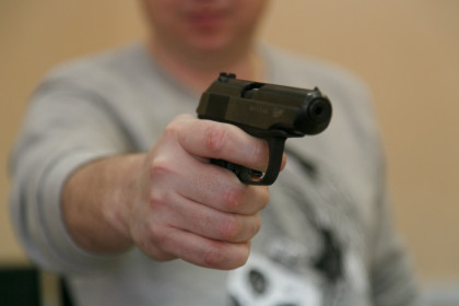 Грабитель-неудачник с игрушечным пистолетом задержан в Новосибирске