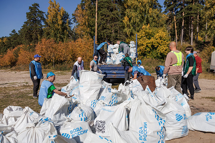 Студенты СГУГиТ внесли вклад в акцию «Вода России»