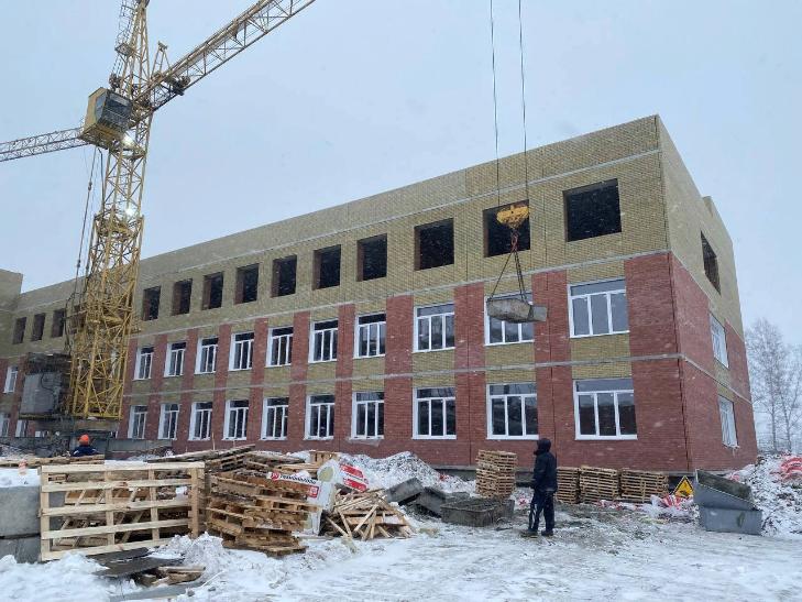 Десять тысяч мест в школах создадут в Новосибирской области по нацпроектам