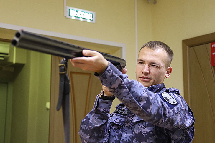 Более 77 тысяч владельцев оружия зарегистрированы в Новосибирской области