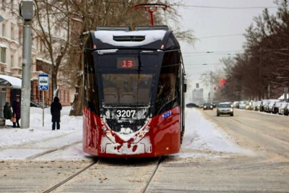 Девять новых трамваев из Минска вышли на 13 маршрут в Новосибирске