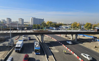 Запущено движение по шестиполосному съезду четвертого моста в Новосибирске