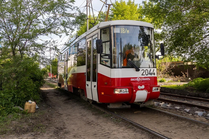 Четыре дня без трамвая: схема движения на Демьяновской изменена