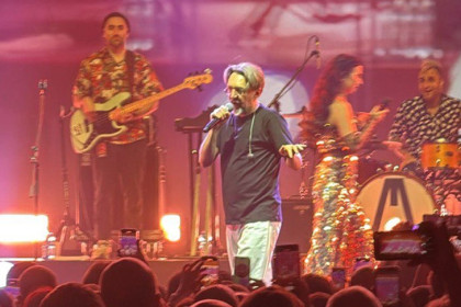 Шнур снова матерился на концерте в Новосибирске: зрители в восторге