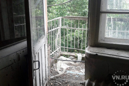 Шило на мыло: в Оби жителям аварийных домов дали старые квартиры