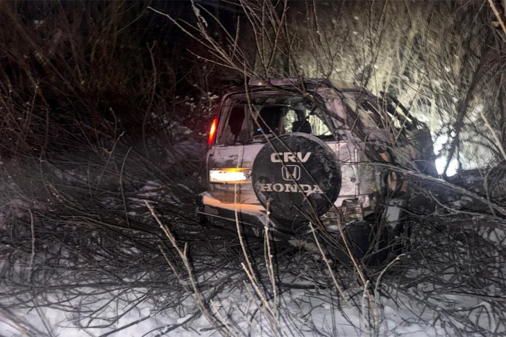 Трагедия на 1386 километре: водитель и пассажир погибли в ДТП под Новосибирском