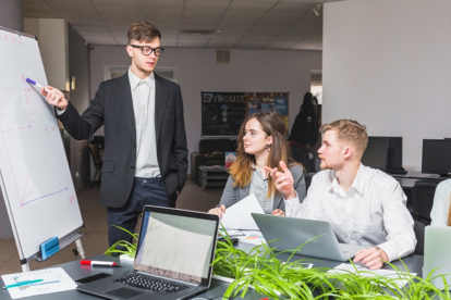 Новосибирские компании делают ставку на удержание сотрудников