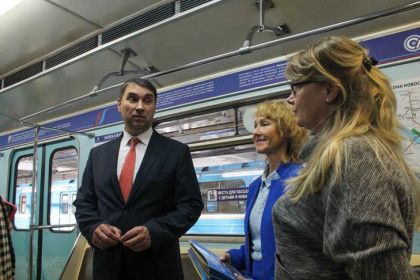 В новосибирском метро запущен вагон-музей СГУПСа