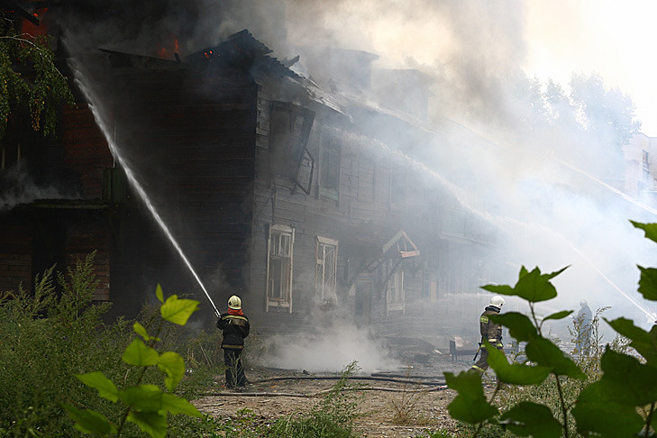 Миллион рублей на ремонт заплатил соседке виновник пожара в Новосибирске