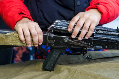 Школьника-националиста приговорили к 5 годам колонии в Новосибирске