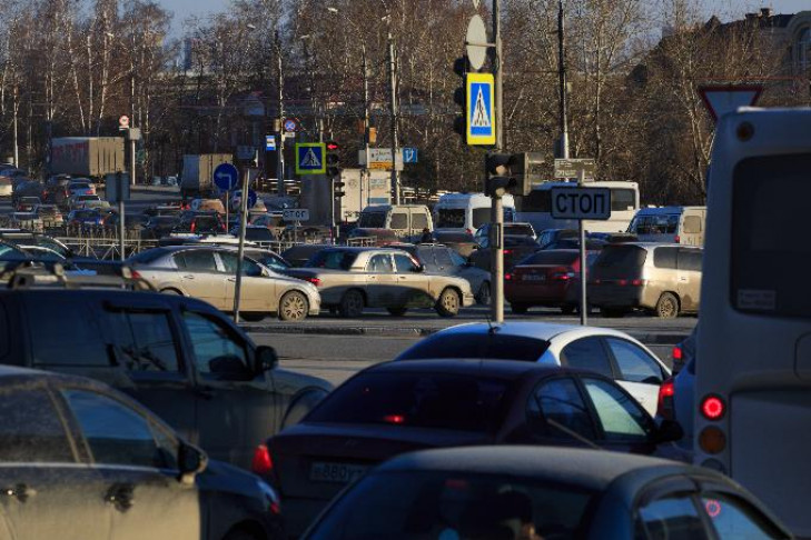 «Яндекс» будет настраивать светофоры в Новосибирске