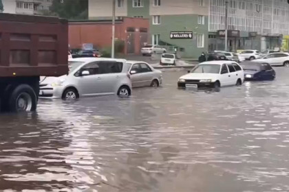 Сильный ливень затопил улицы Новосибирска 4 августа