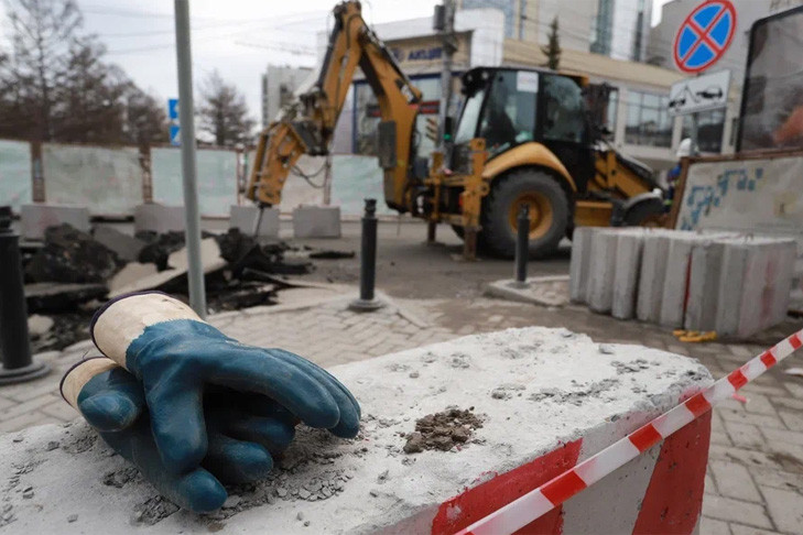 Движение транспорта ограничили из-за ремонта на пяти улицах Новосибирска