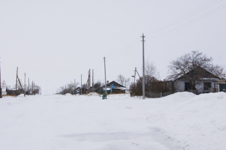 Без магазина, но с пулеметом живут в Бугриновке