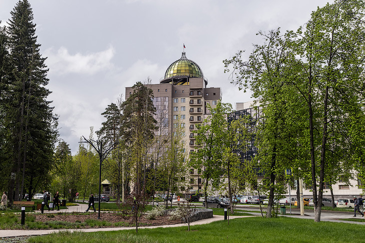 НГУ разрешили строить гостиницы на своей территории