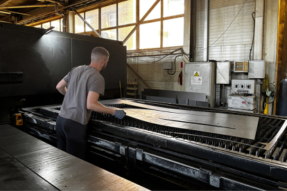 Новосибирский изготовитель дверей и окон сократит незавершенное производство в пилотном потоке почти в три раза