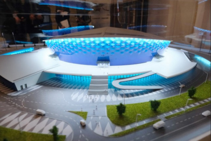 Темпы строительства ледовой арены в Новосибирске оценил Андрей Травников