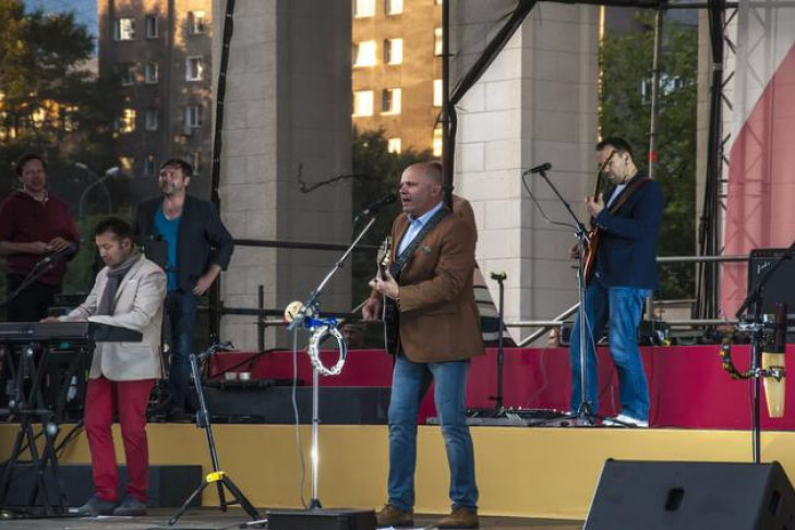 «Несчастный случай» спел в Новосибирске на День города – фоторепортаж
