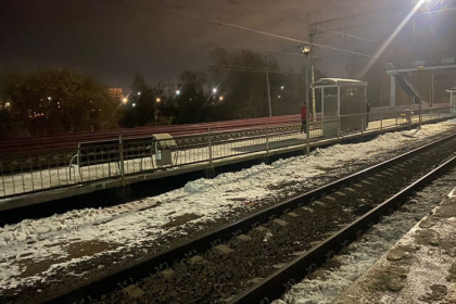 Сидел на путях: электропоезд сбил человека на перегоне под Новосибирском