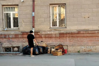 Нарушения с вывозом мусора из пунктов выдачи заказов выявили под Новосибирском