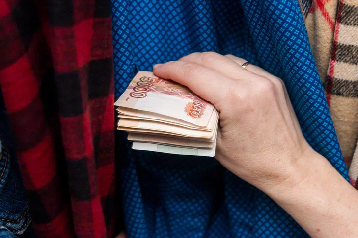 Зарплату 58420 рублей мечтают получать жители Новосибирска