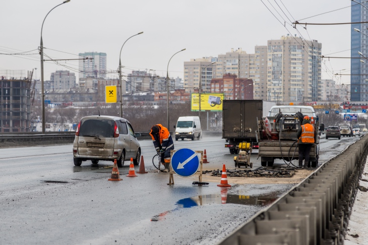 Четыре путепровода сузят на время ремонта в Новосибирске до 20 октября