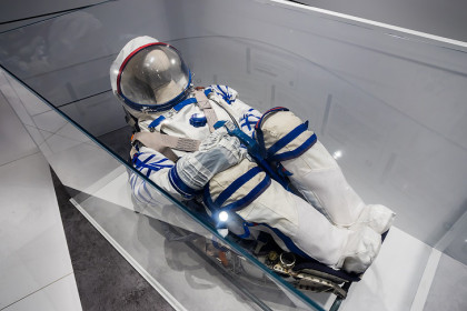 Заброшка в парке и пустая станция метро: след из космоса найден в Новосибирске