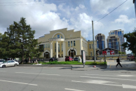 Где в Новосибирске скрыться от жары и культурно обогатиться