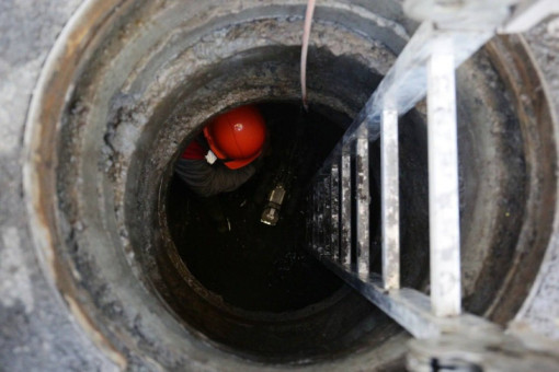 Вечные лужи осушат на Плющихинском жилмассиве и улице Петухова в Новосибирске