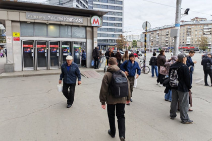 Новосибирцев не пустили на станцию метро «Заельцовская» в День без автомобиля