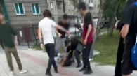 Подростки избили школьников возле метро в Новосибирске