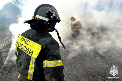 Две женщины погибли в ночных пожарах в Новосибирской области