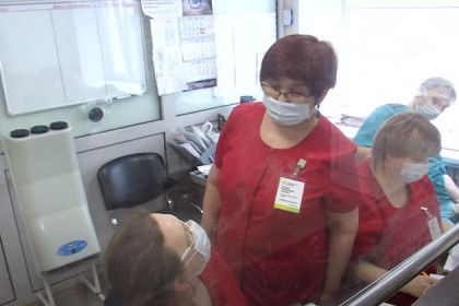 Медсестры на передовой: облбольница в эпидемию коронавируса